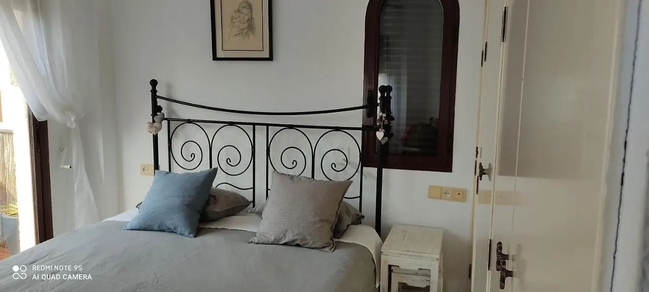 Apartamento Turístico FlorHouse San Luis de Sabinillas