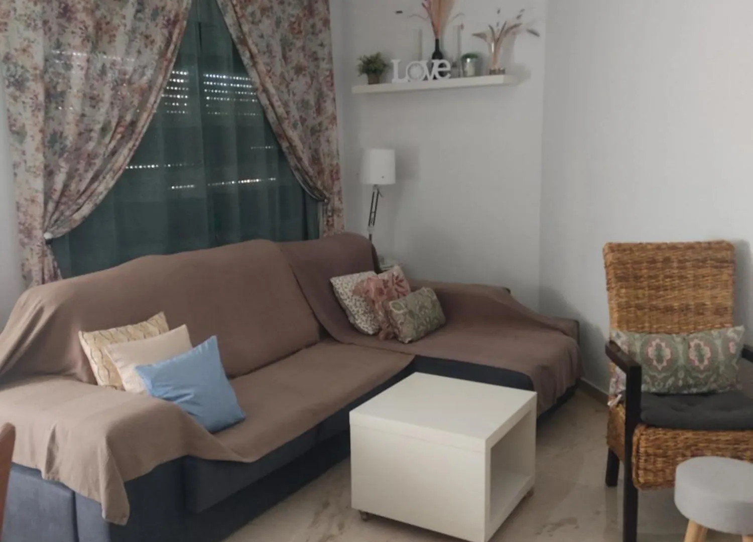 Apartamento Turístico FlorHouse San Luis de Sabinillas Espanha