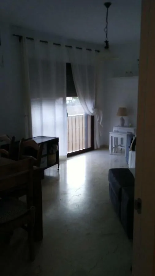 Apartamento Turístico FlorHouse San Luis de Sabinillas