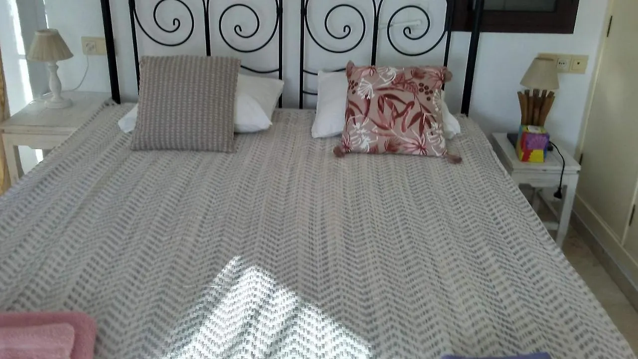 Apartamento Turístico FlorHouse San Luis de Sabinillas